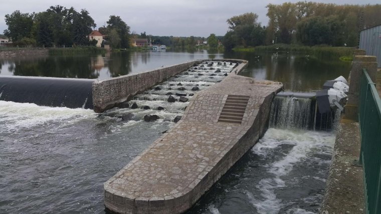 Rybí přechod typu balvanitá rampa (fotoarchiv AOPK ČR)